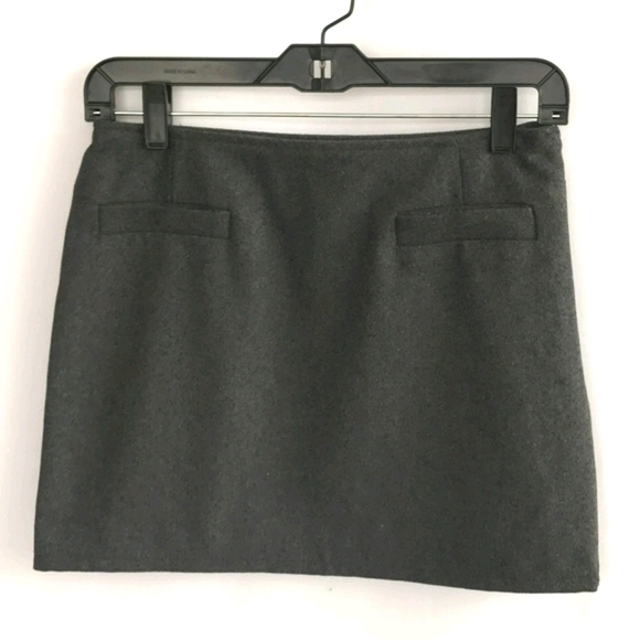 *4/$20* AIQI Dark Gray Mini Skirt - Picture 2 of 7